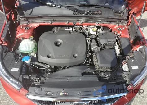 2019 Volvo Xc40 T5 Momentum z USA, uszkodzony, nr VIN YV4162UK1K2074820